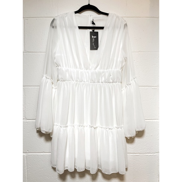 MISS ORD PLUNGING NECK BELL SLEEVE DRESS - Picture 6 of 8